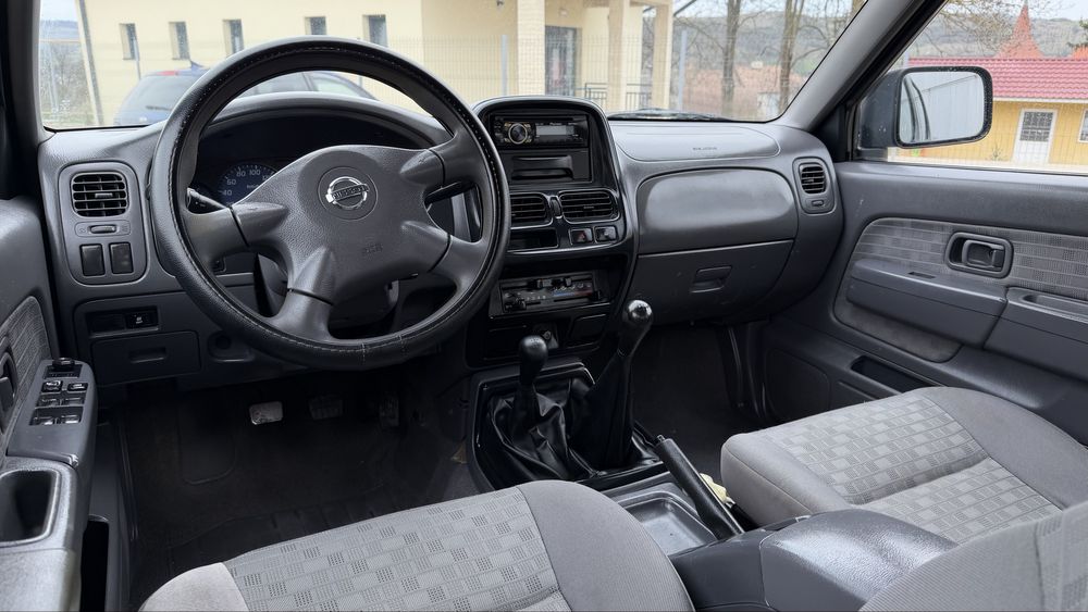 Nissan Navara D22 4x4 2004 2.5d 133 cp adus recent Italia impecabil fara rugina