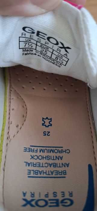 Adidasi Tenesi Geox din piele mărimea 25