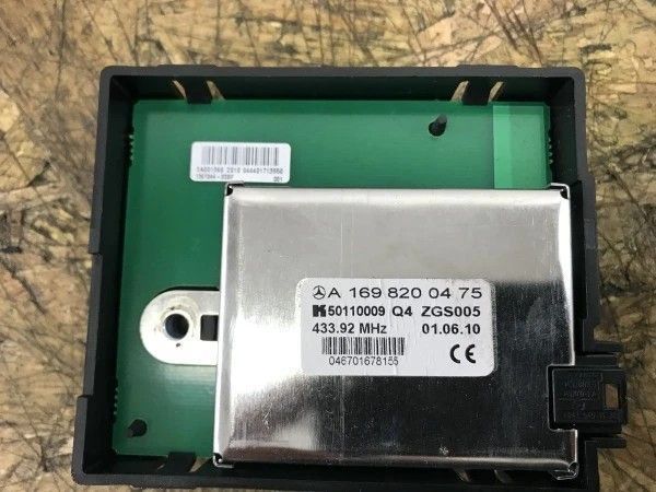 Modul antena Mercedes-Benz A Class W169 2010 cod A1698200475