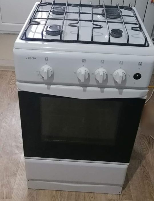 Газовая плита продае́тся