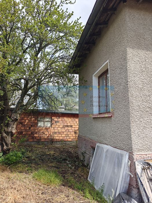 Къща в село Гърло