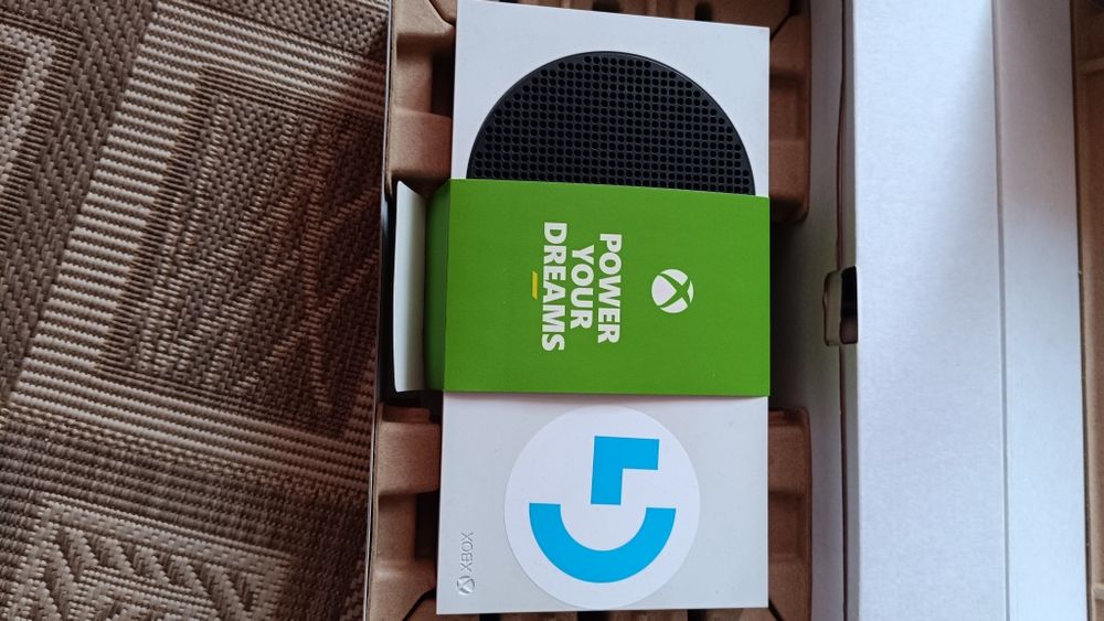 Продам Xbox series s