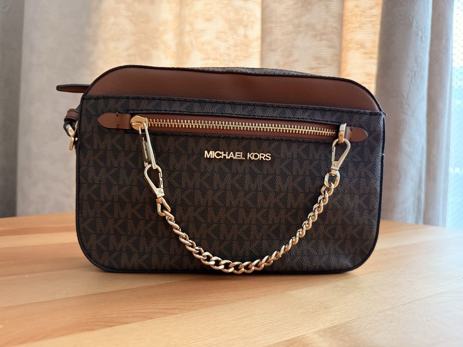 Geanta Michael Kors crossbody - stare perfecta