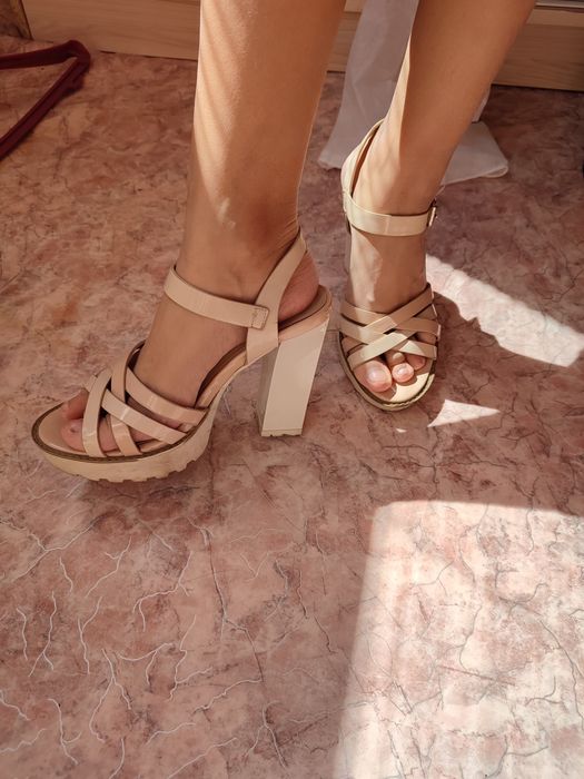 Туфли бежевый цвет