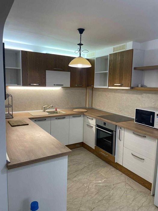 Тристаен апартамент, под наем, Зимно кино Тракия