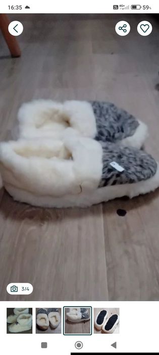 Botoși din lână .