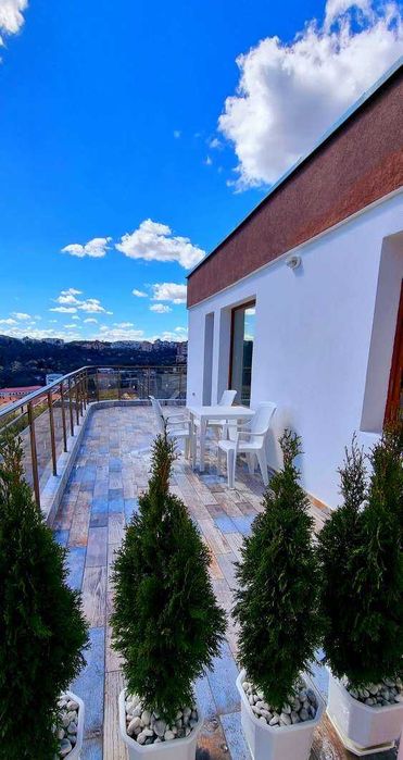 Продава се Двустаен апартамент в Велико Търново, Център - 68 кв.м за 1374 €/кв.м - Снимка #2