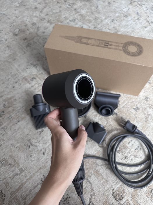 Фен Dyson Supersonic