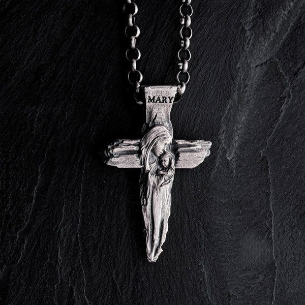 Сребърен кръст 925 с Дева Мария и Младенеца  бижу за вяра и закрила