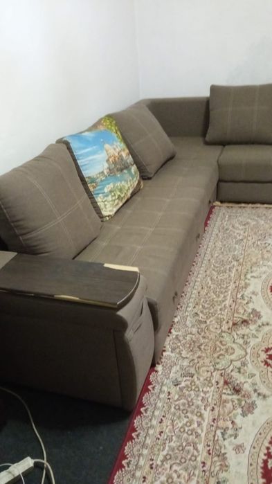 Диван для гостиной