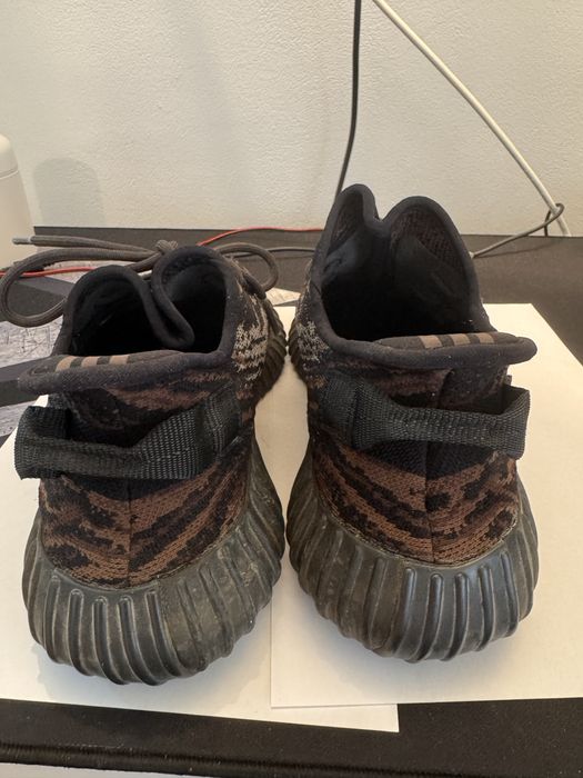 Adidasi Yeezy 350- Marime 44