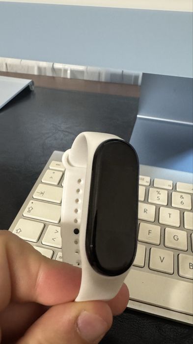 Brățară Smart / Fitness M4 - Pachet complet (2 Curele incluse Alb/Negru)