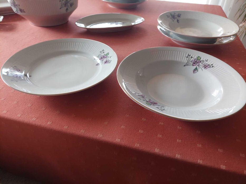 Винтидж сервиз за хранене