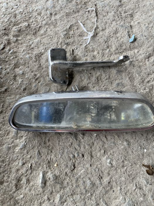 огледало и капци за волга