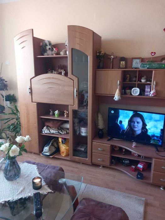 Апартамент 2 стаи и кухня за продажба