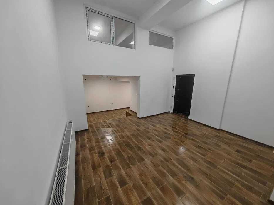 Vand spatiu comercial/office - 117mp, str. Unirii, Petroșani