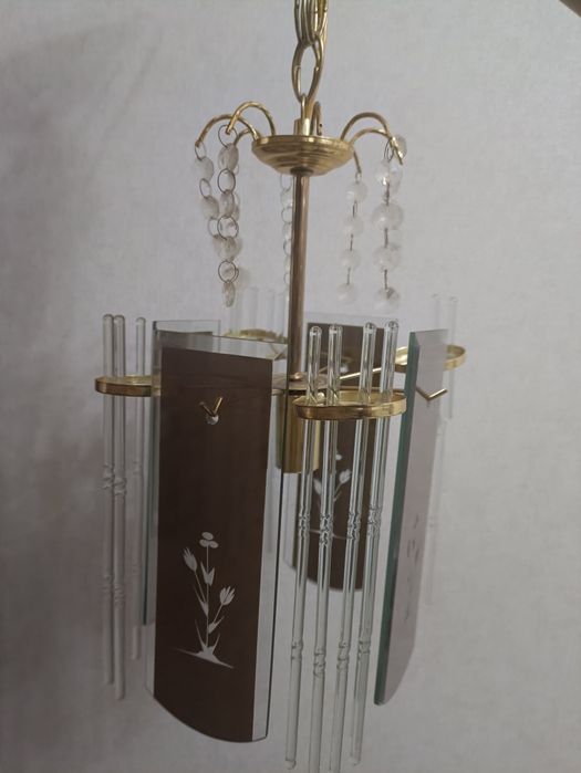 2 люстры по 3000