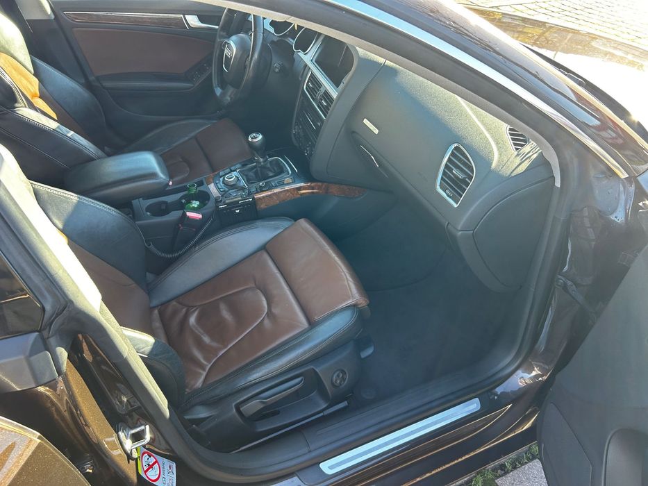 Audi A5 Primul proprietar in perfecta stare de functionare merita văzut