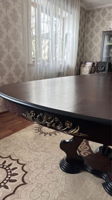 Продам стол из настоящего дерева