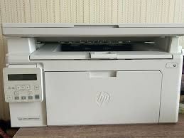 МФУ HP LaserJet m130, три в одном, лазерный