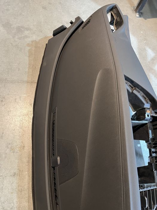 Plansa bord opel insignia 2017-2025