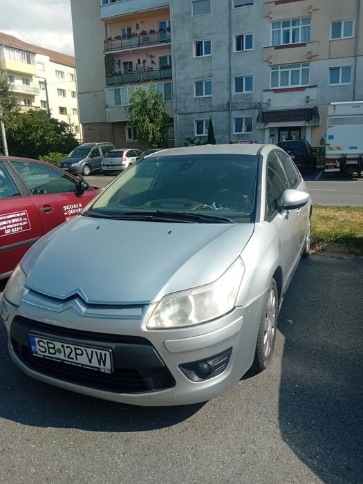 Vând  Citroen  C4