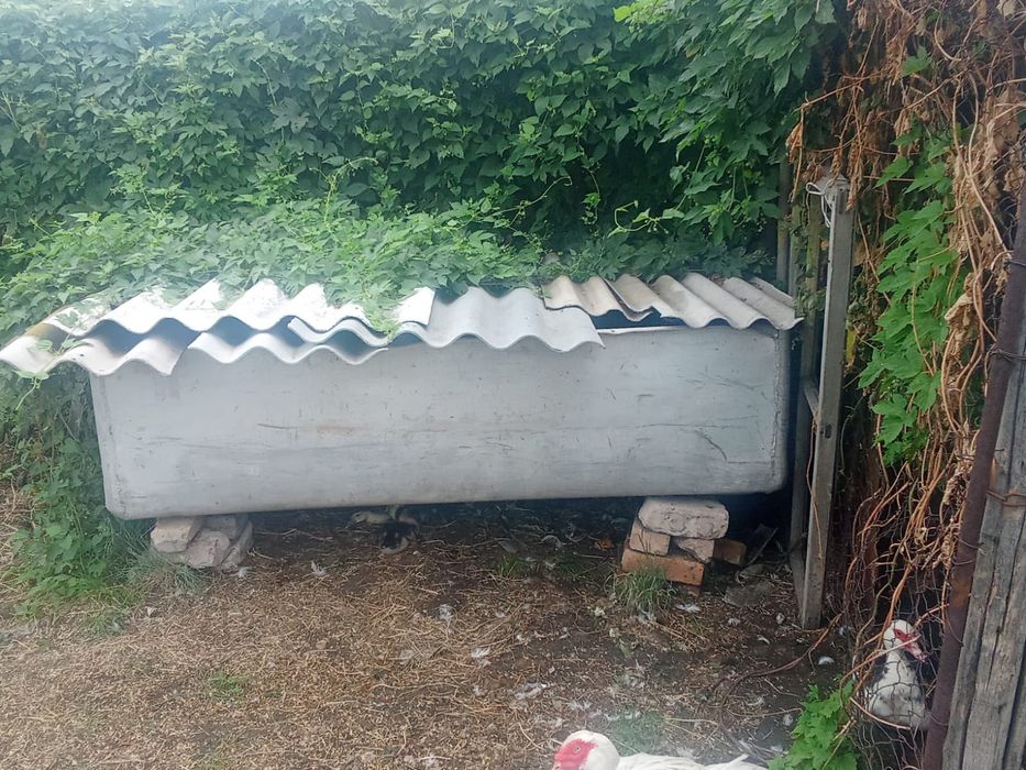 Продам ёмкость под воду,зерно...