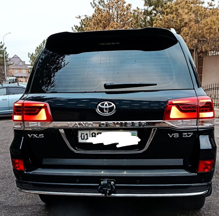 Land crusier 200 5.7 двухсотка