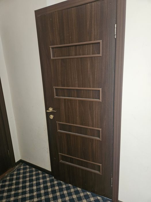 Эшик ромлар сотилади