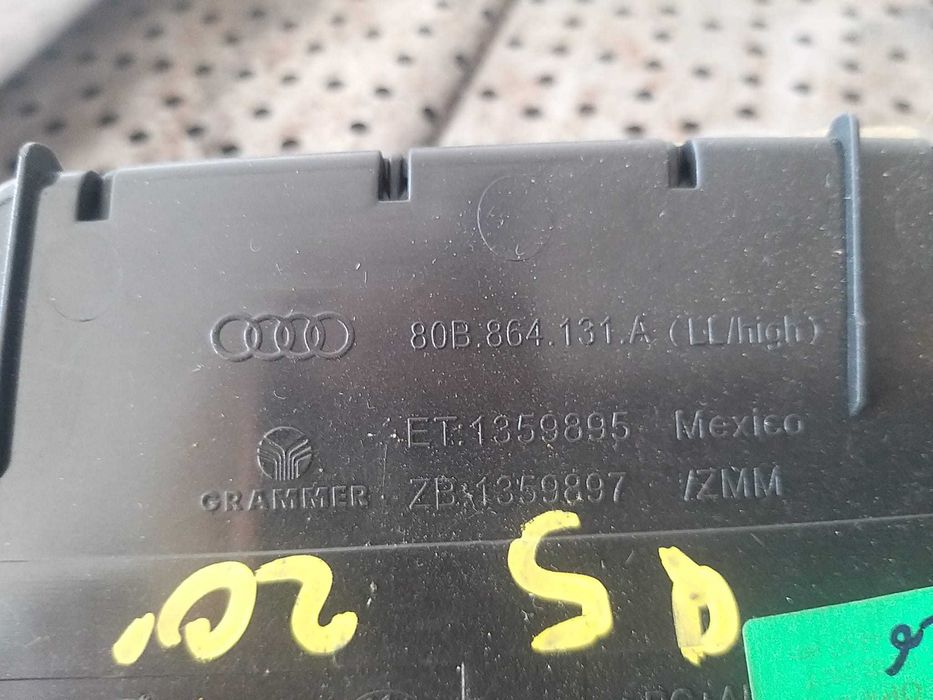 Spatiu depozitare priza aux audi q5 fy 2020 80b864131a