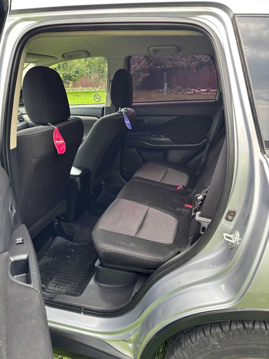 Mitsubishi Outlander 2015 , 4x4 , 2.2 diesel