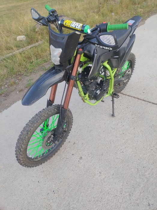 Vând cross kxd 150cc (nu 125 140 160 200)