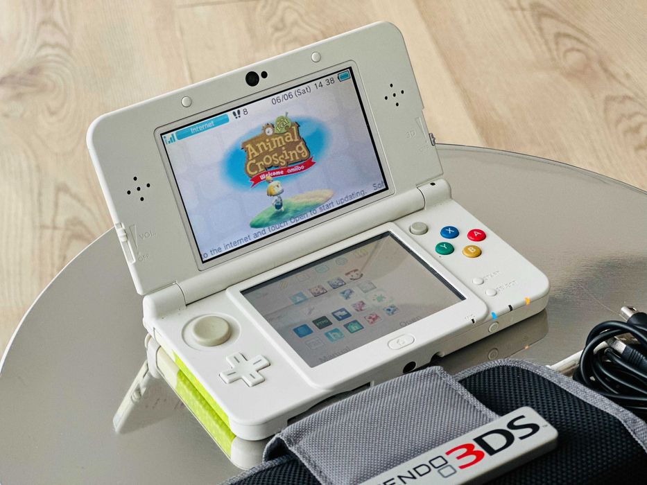 New Nintendo 3DS Animal Crossing Happy Home Designer Edition + 20 игри