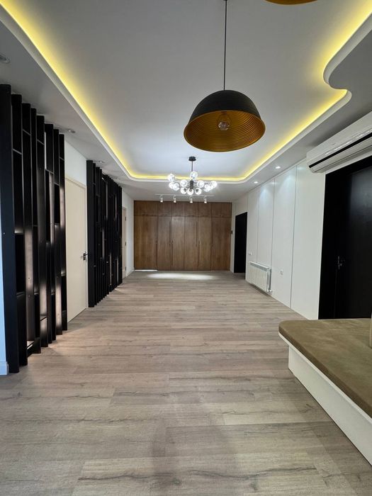 В центре Новостройка 212 м². Евроремонт