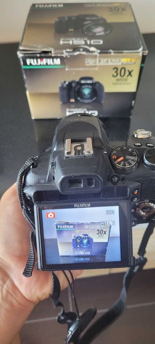 aparat foto Fujifilm FinePix HS10 zoom 30x