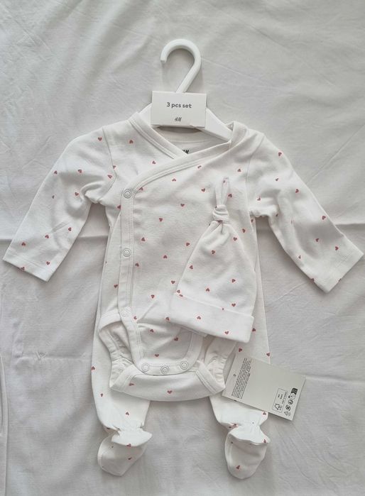 Бебешки дрешки H&M и други чисто нови с етикет