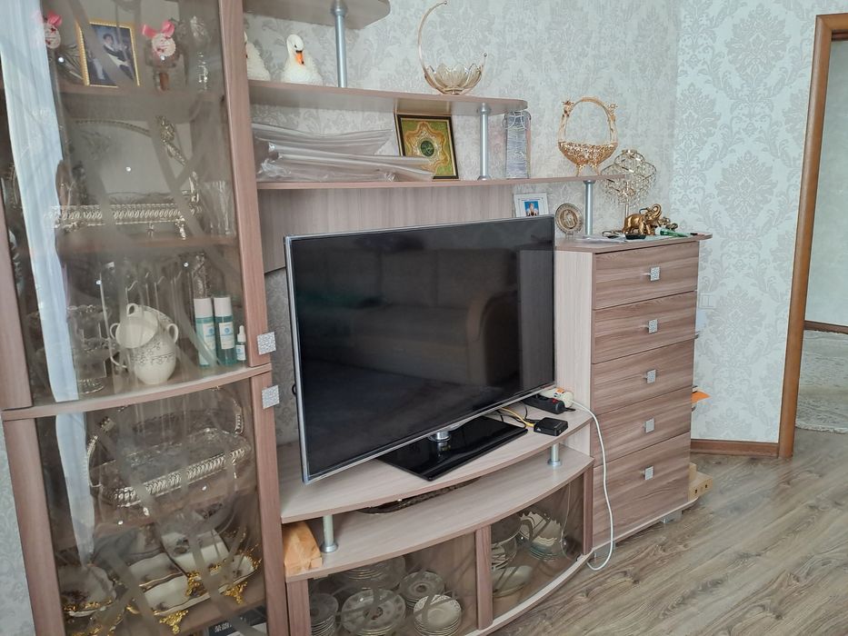 Продам  стол  в отличном состоянии