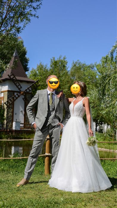 Продаются свадебное платье и костюм!