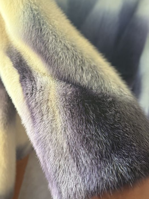 Продам норковую шубу