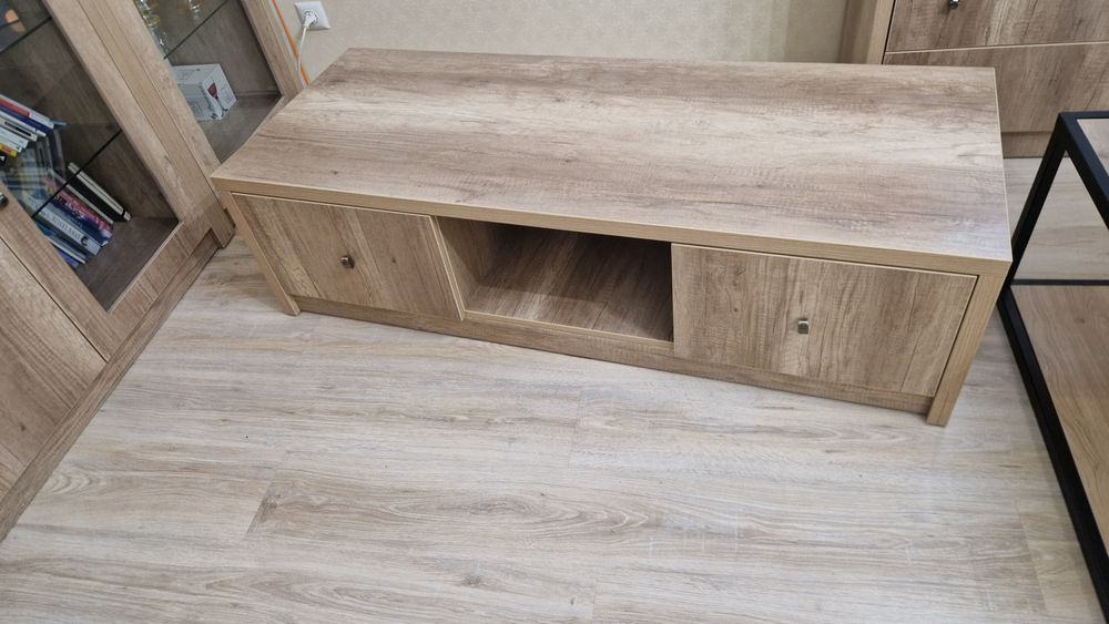 Тумба под телевизор