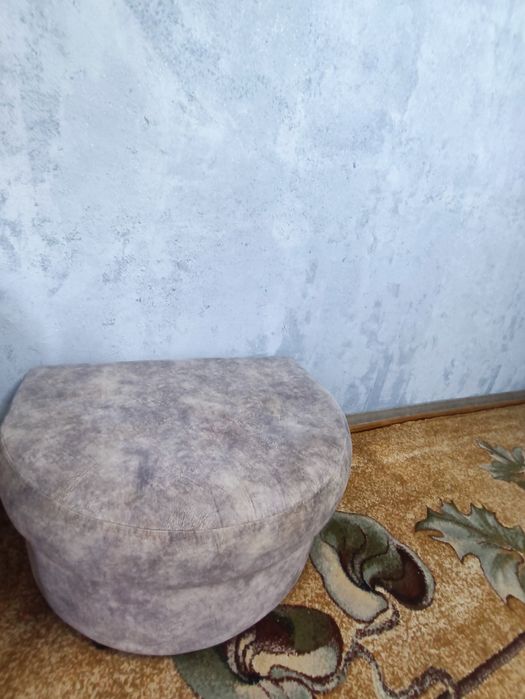 Продам диван в хорошем качестве