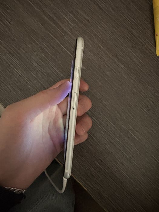 Iphone Se 2020года 128gb