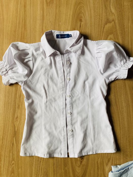 Продам школьную форму на 7-8 лет