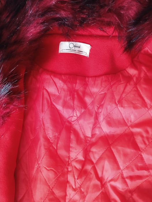 Vând palton matlasat nou