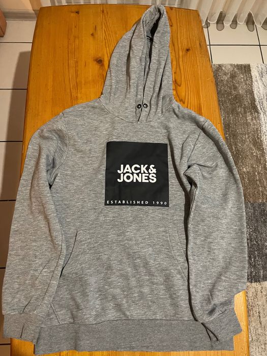 Сиво горнище на Jack and Jones