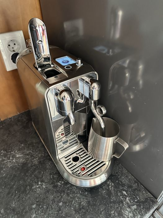 Кафе машина SAGE Creatista Plus Nespresso