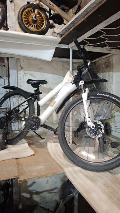 Mongoose velosipedi 27,5