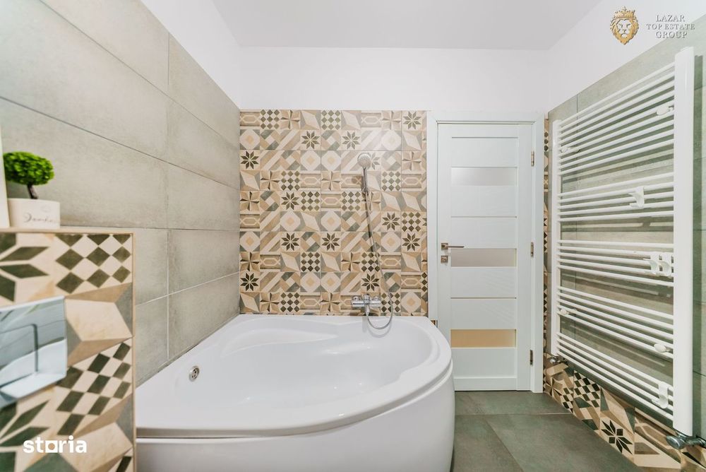 Apartament 3 camere de vânzare – Pârneava