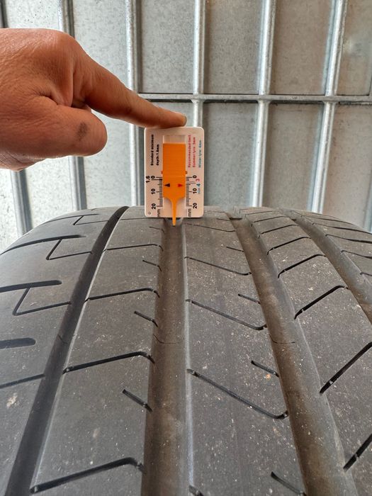 4 бр.летни гуми Pirelli ZERO PZ 5 :2 бр. 255/45/20;2 бр. 285/40/20 DOT 2124