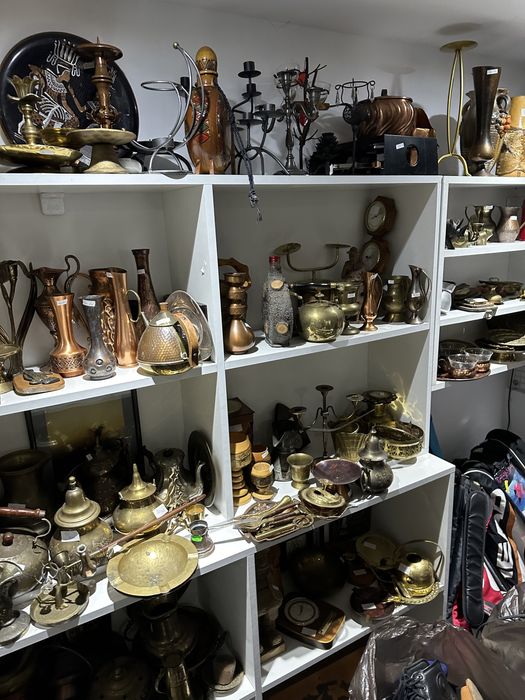 Lot Obiecte de arta, statuete, obiecte vechi anticariat, lichidare sto